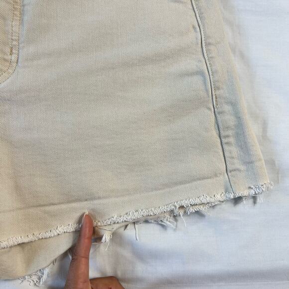 Old Navy Women's 14 Sky-Hi A-Line Beige Raw Hem Shorts Button Front - Picture 8 of 8